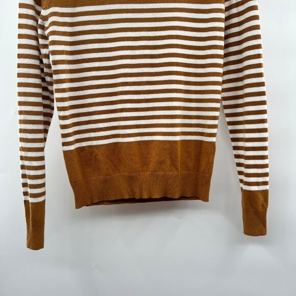 Active USA Lightweight Sweater Women's Size Medium Striped Long Sleeve Buttons - Picture 3 of 9